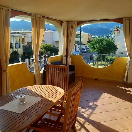 Il Glicine アパート